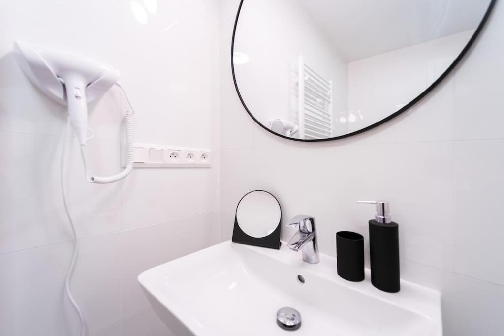 Green Garden Sauna Apartment 브르노 외부 사진