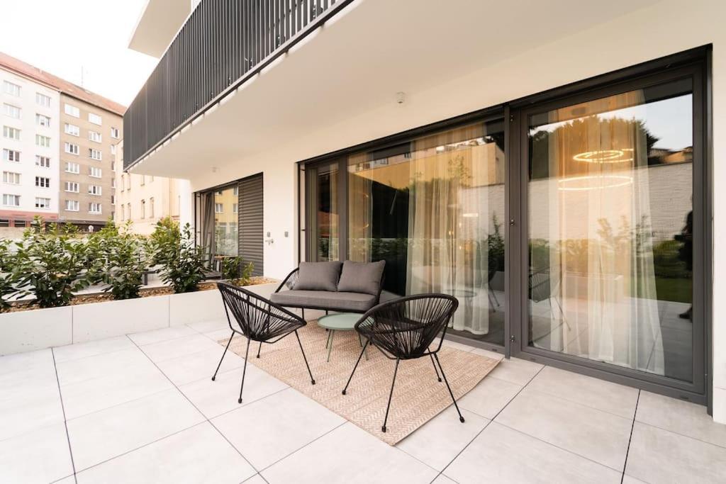 Green Garden Sauna Apartment 브르노 외부 사진
