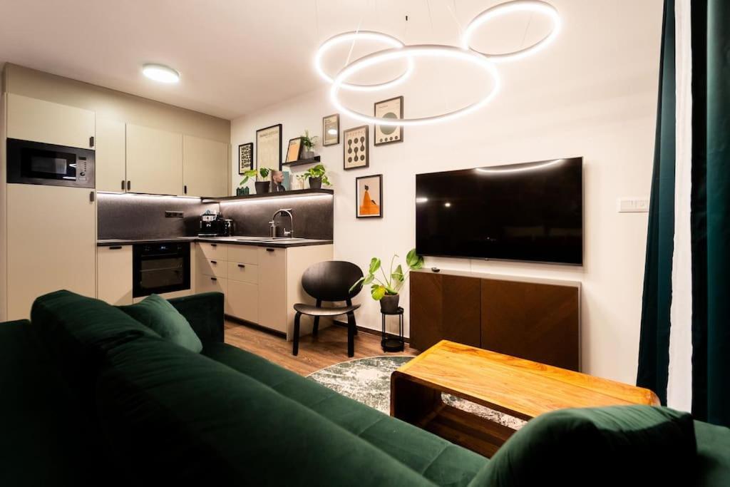 Green Garden Sauna Apartment 브르노 외부 사진
