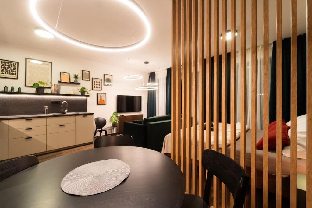 Green Garden Sauna Apartment 브르노 외부 사진