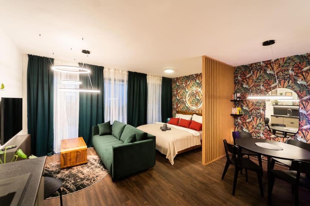 Green Garden Sauna Apartment 브르노 외부 사진
